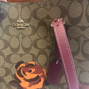 Coach Mollie Tote in Signature Canvas with Jumbo Floral Print